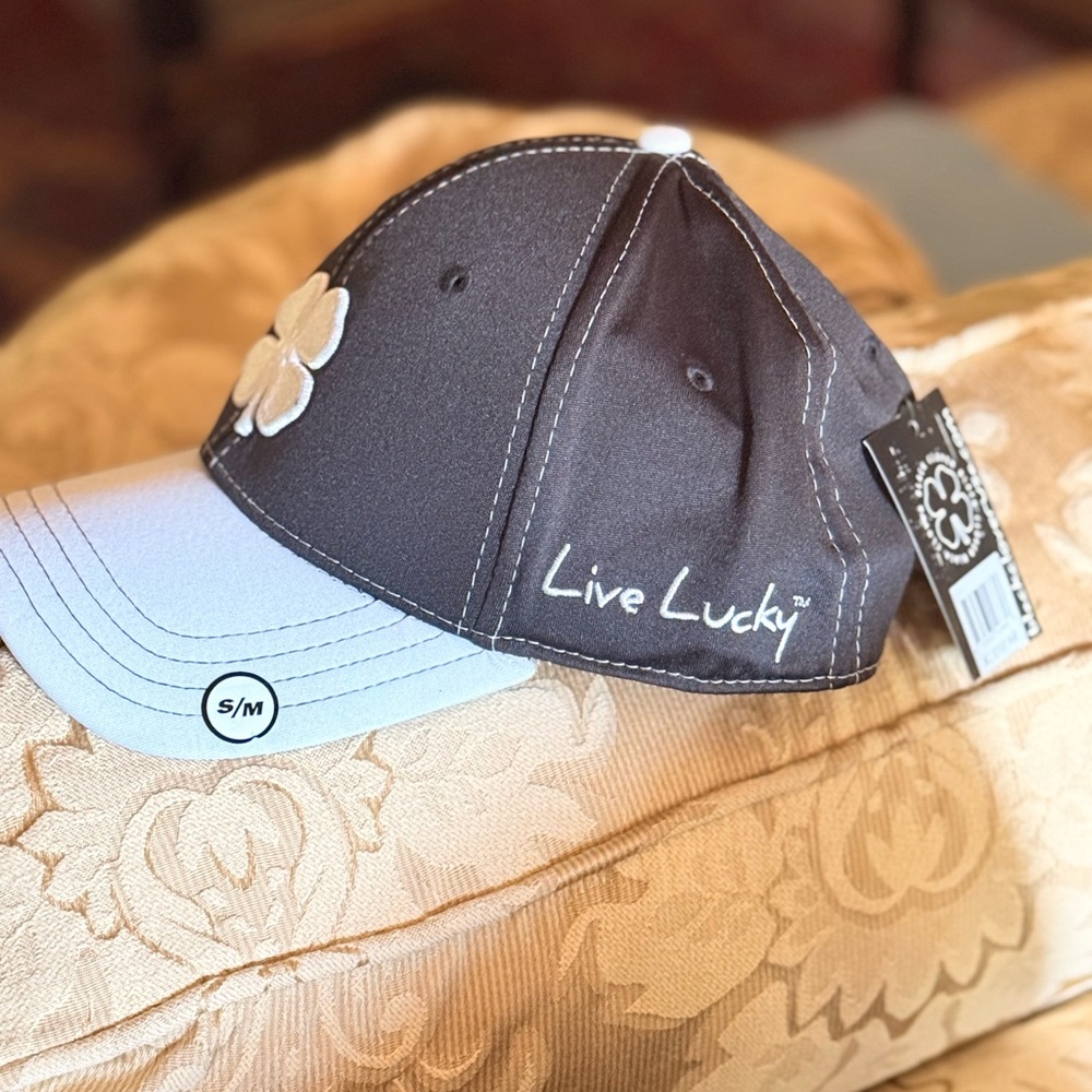 Live Lucky Black and White Hat